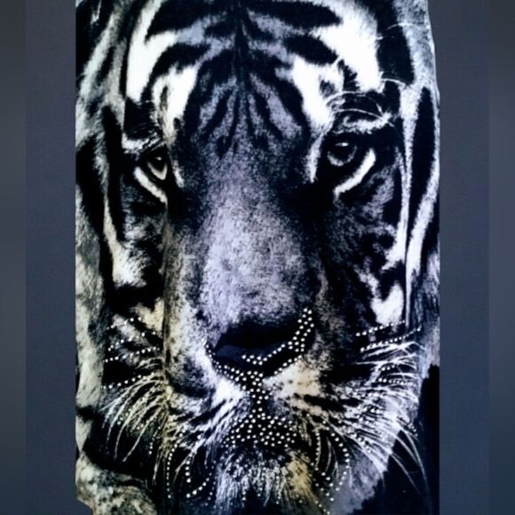 SWEATER with TIGER & RHINESTONE Whiskers SOFT! 2 sides rushed - Picture 6 of 14